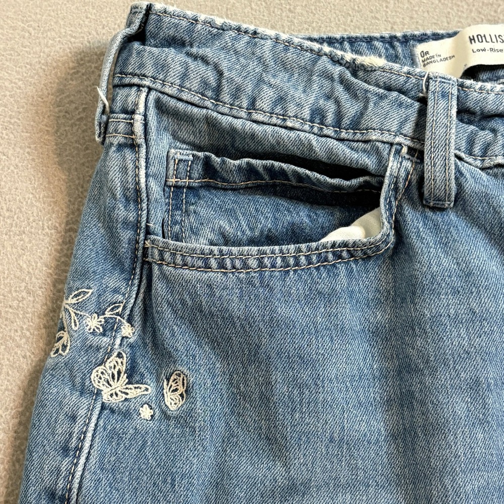 Hollister Low Rise Baggy Jeans W25 0R Medium Wash Butterfly Embroidered Wide Leg - Picture 4 of 12